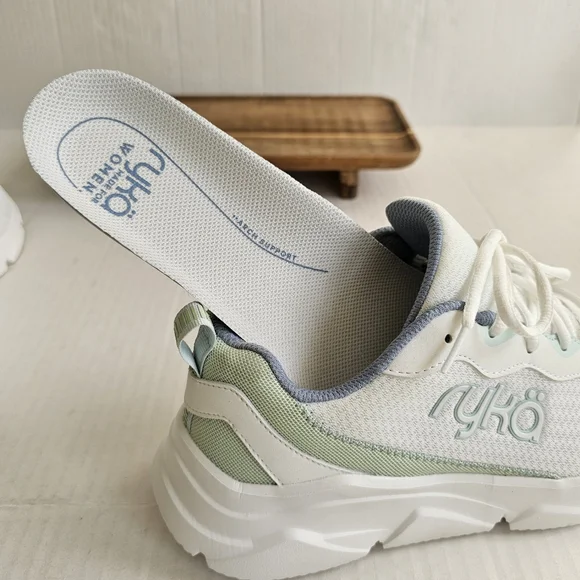 Ryka Glide Sneakers Size 11 White Mint Green Mesh Lace Up Lightweight - Picture 11 of 13